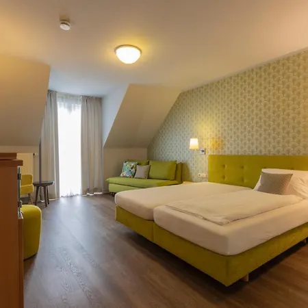 Stadthotel Кайзерслаутерн