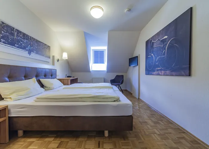 斯塔德酒店 招待所 3*